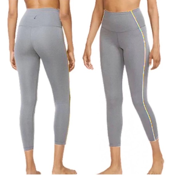 Nike rainbow seam leggings size small - Picture 8 of 10
